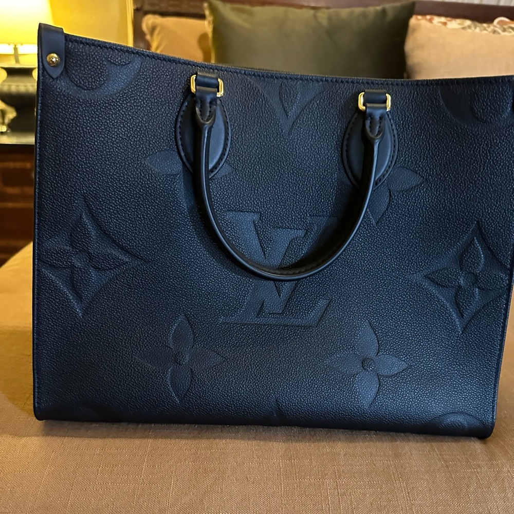 Louis Vuitton Handbag